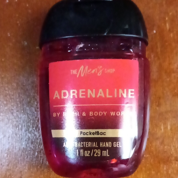 Bath & Body Works Adrenaline Red Hand Gel - Picture 3 of 3